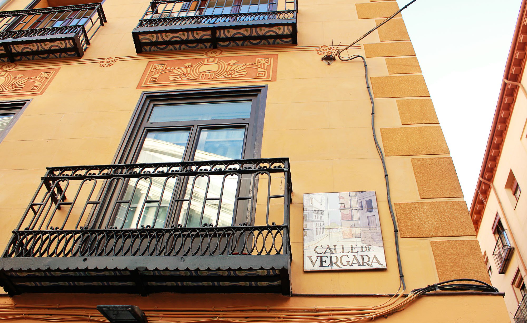 Madrid street sign: Calle Vergara • The Petite Wanderess