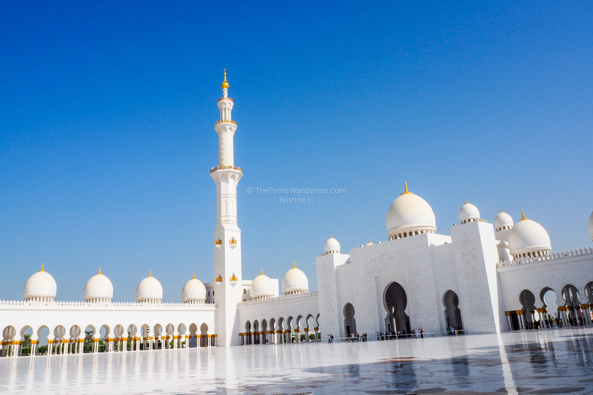 Sheikh Zayed Grand Mosque, Abu Dhabi • The Petite Wanderess